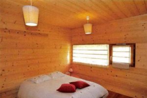 chambre parents bois