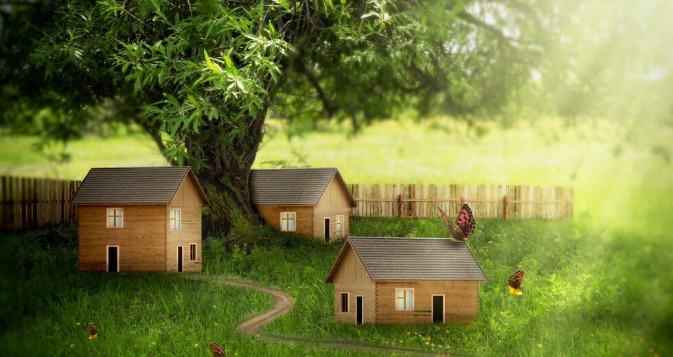 Quels matériaux utilisés pour optimiser l’isolation de sa maison en bois depuis le toit ?